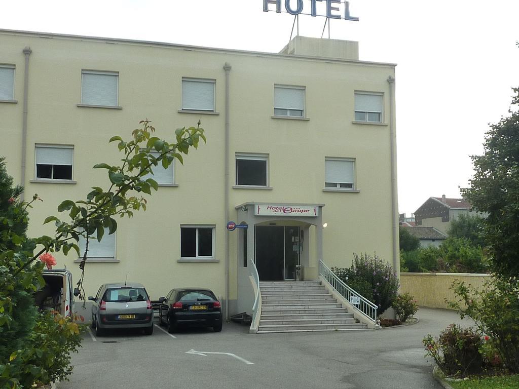 Hotel De L'Europe Pierre-Bénite Exterior foto